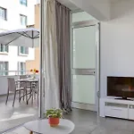 Cozy St Julians Center Appartement