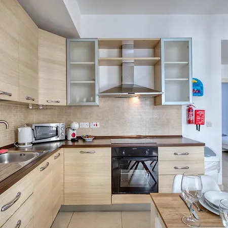 Cozy St Julians Center