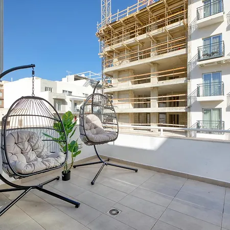 Apartment Cozy St Julians Center Saint Julian's