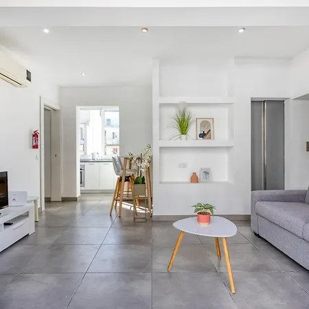 Cozy St Julians Center Apartment Saint Julian's