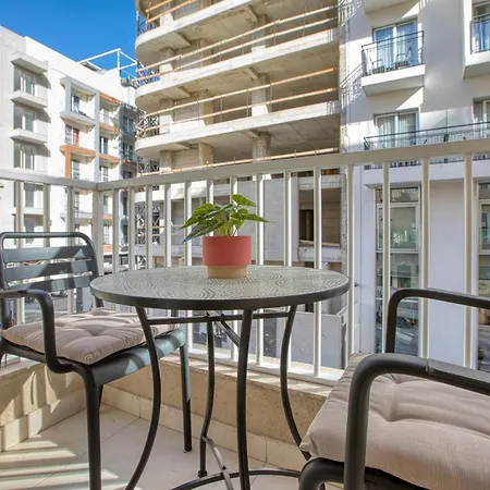 Apartment Cozy St Julians Center Saint Julian's