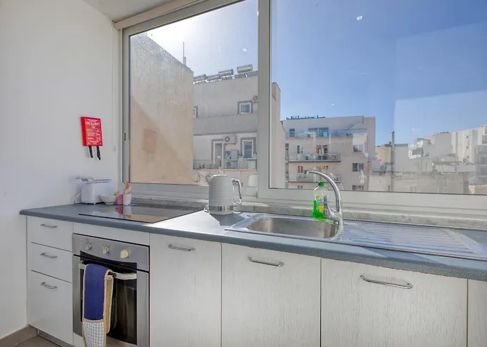 Cozy St Julians Center