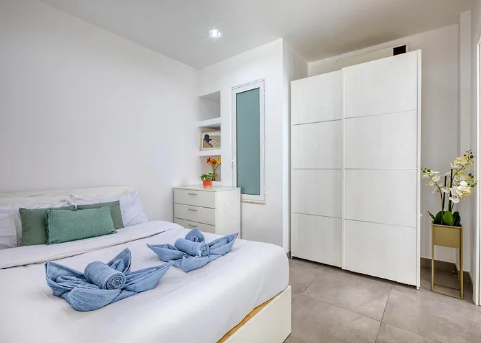 Cozy St Julians Center Apartment San Ġiljan