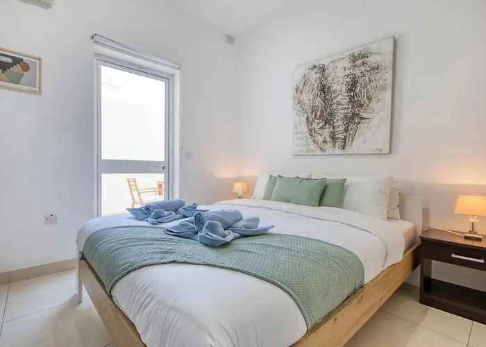 Cozy St Julians Center * San Ġiljan