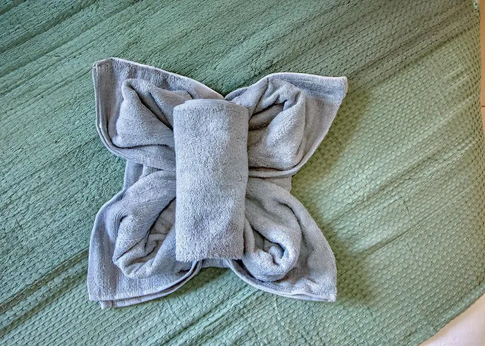 Cozy St Julians Center San Ġiljan