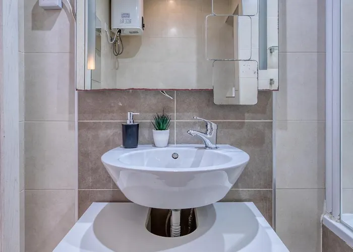 Apartment Cozy St Julians Center