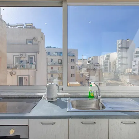 Cozy St Julians Center