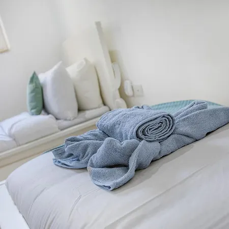 Cozy St Julians Center * Saint Julian's